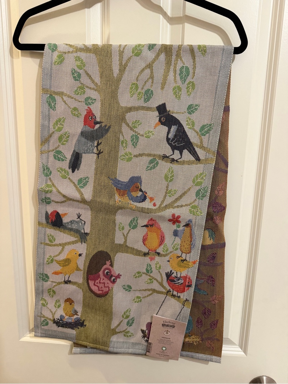 Elelund 100% organic cotton bird print table runner made in Sweden